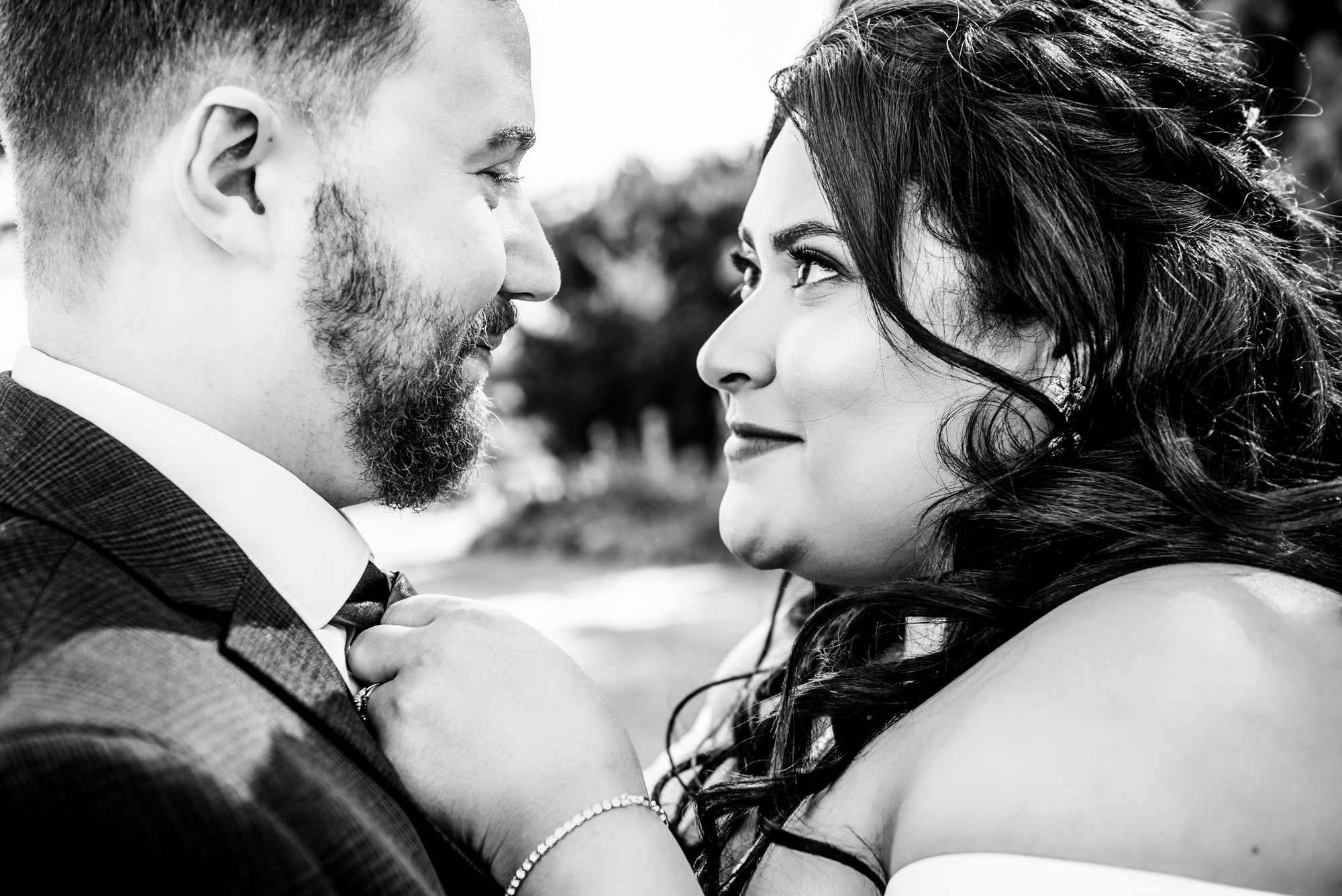 Romantic couple moment at Ashton Court, Bristol.